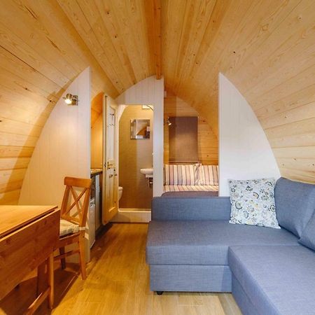 Mallow Glamping Pod Cheltenham Exterior photo
